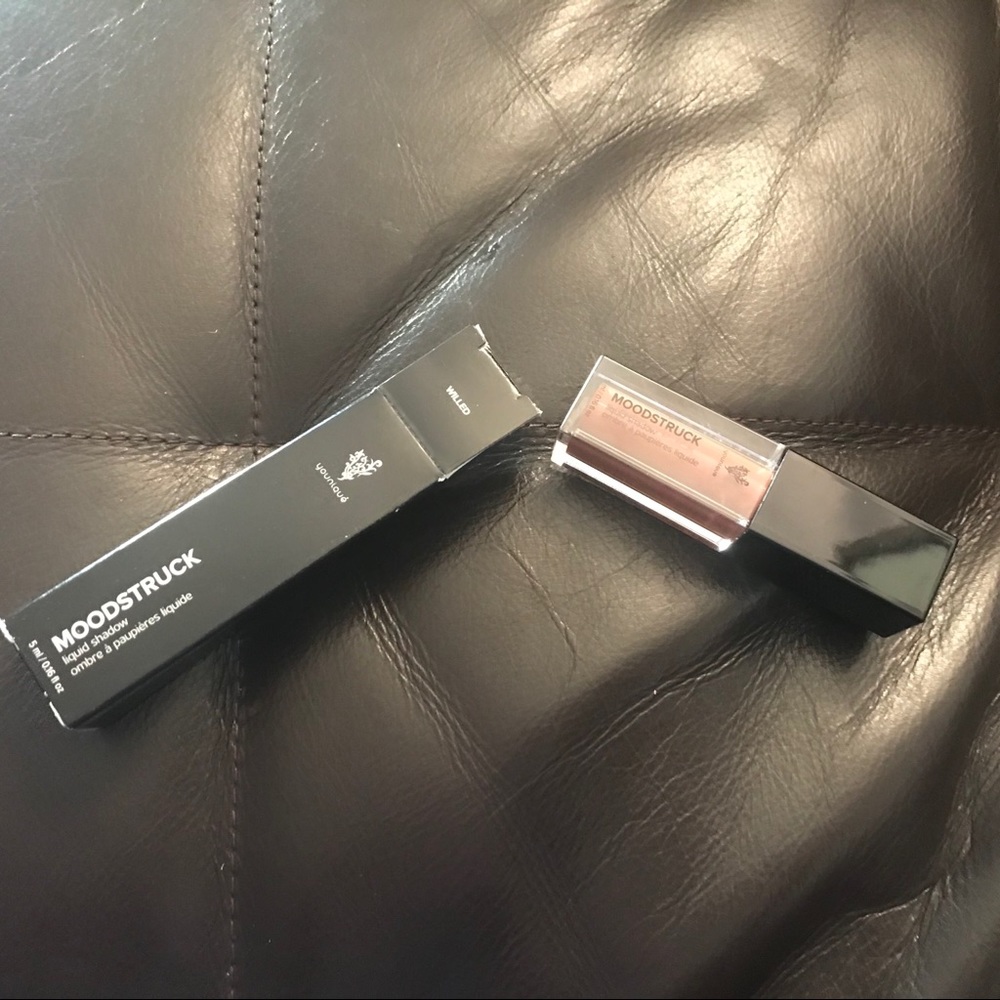 NIB. Younique Moodstruck liquid shadow. Willed - Picture 2 of 2